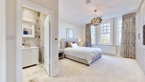 master and suite- click for photo gallery